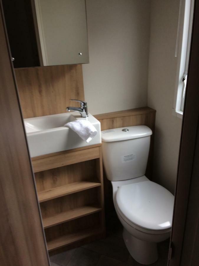 Hastings Holiday Home At Fairlight Lodge Beauport Holiday Park St Leonards-on-Sea Экстерьер фото