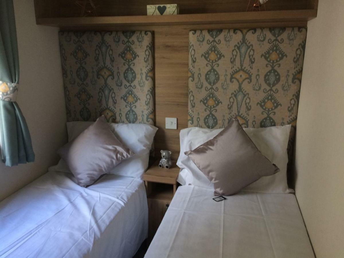 Hastings Holiday Home At Fairlight Lodge Beauport Holiday Park St Leonards-on-Sea Экстерьер фото